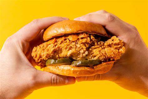 A Ascensão dos Hambúrgueres de Frango Frito Uma Nova Tendência nas Hamburguerias