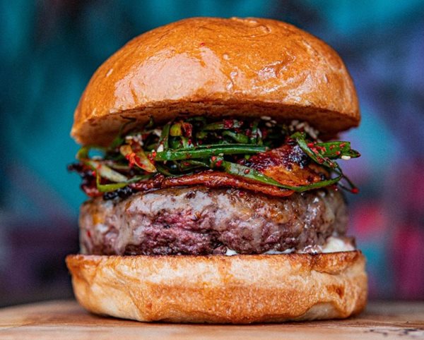 Influências de Sabores Orientais nos Hambúrgueres Tendências e Novidades para 2024